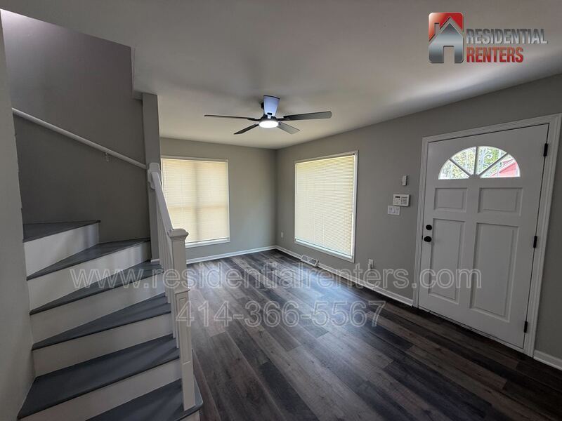Spacious 3BR Home Near McGovern Park – Updated Interior, Large Yard & Convenient Location property image