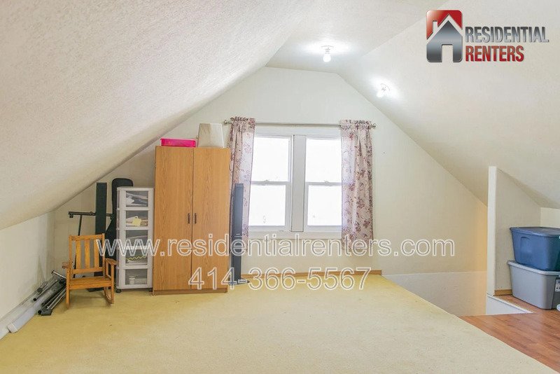 Spacious 4-Bedroom Home with Garage, Off-Street Parking & On-Site Laundry property image
