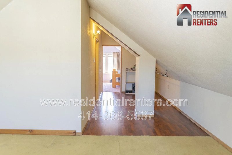 Spacious 4-Bedroom Home with Garage, Off-Street Parking & On-Site Laundry property image
