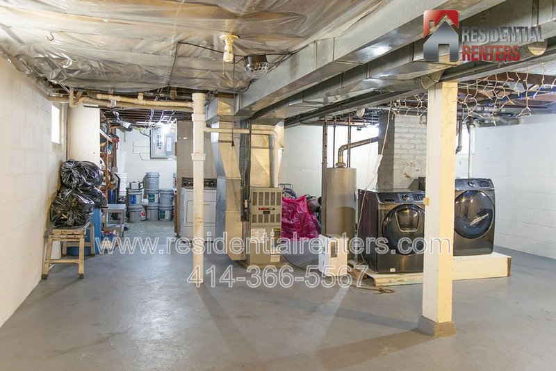 Spacious 4-Bedroom Home with Garage, Off-Street Parking & On-Site Laundry property image