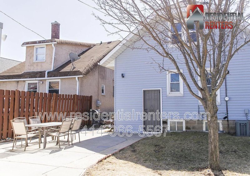 Spacious 4-Bedroom Home with Garage, Off-Street Parking & On-Site Laundry property image