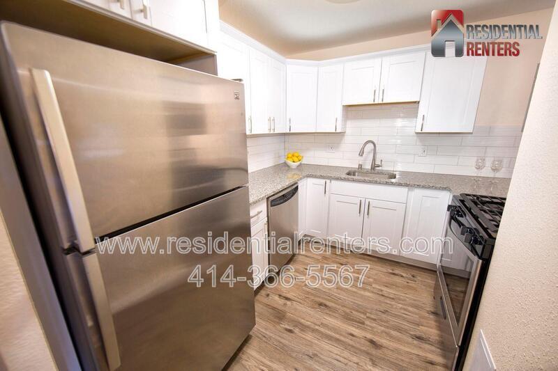 Spacious 2-Bedroom Condo with River Views, Pool & Heated Garage. Great Location! property image