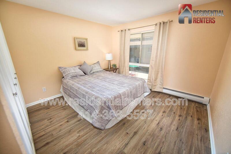 Spacious 2-Bedroom Condo with River Views, Pool & Heated Garage. Great Location! property image