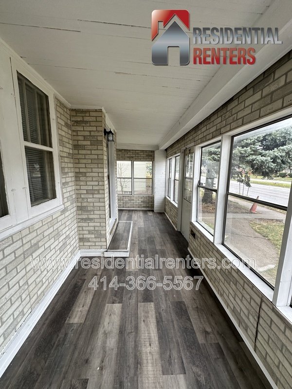Sherman Blvd 3BR House, Just Renovated, Hardwood Flooring Throughout, Pet Friendly! property image