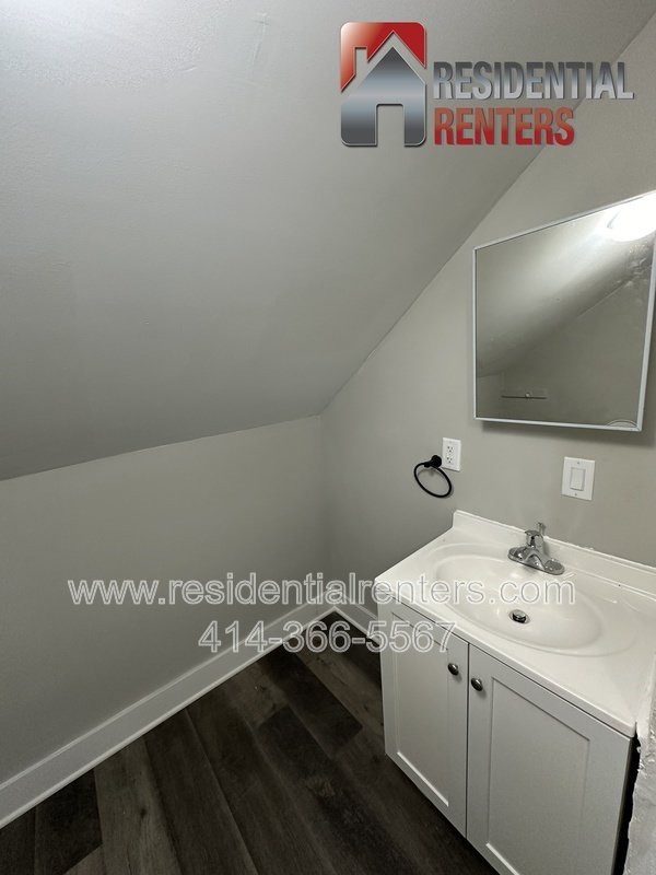 Sherman Blvd 3BR House, Just Renovated, Hardwood Flooring Throughout, Pet Friendly! property image