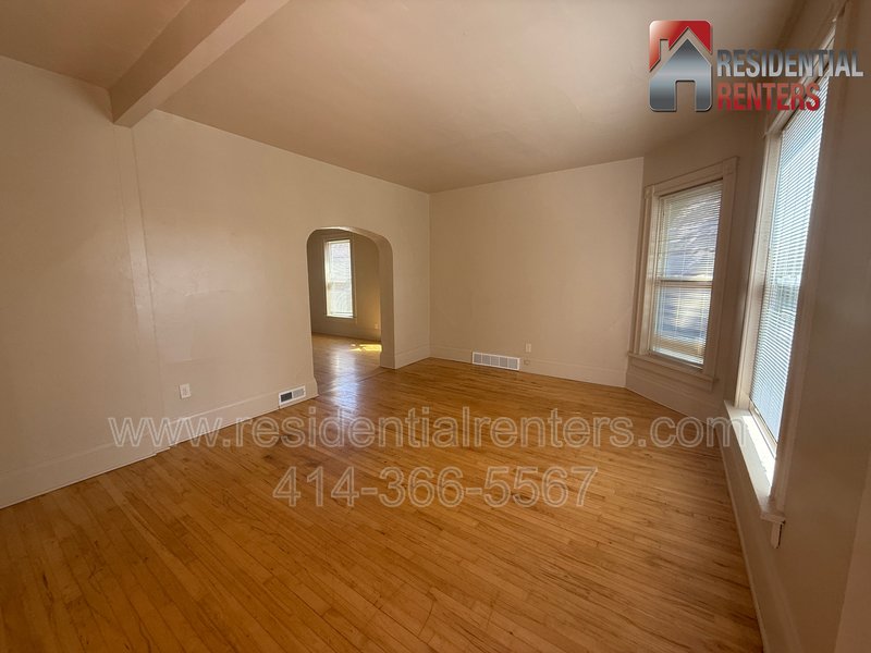 Riverwest 3BR Upper Duplex, Private Balcony, Yard & 2 Off-Street Parking Spaces! property image