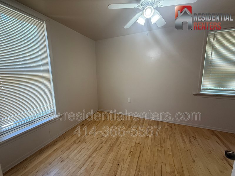 Riverwest 3BR Upper Duplex, Private Balcony, Yard & 2 Off-Street Parking Spaces! property image