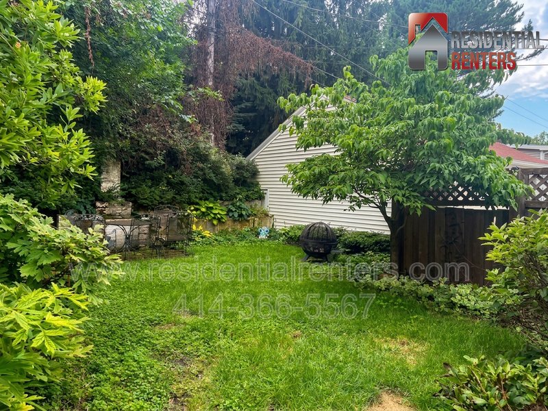 Bay View Charmer, 3BR Home, Finished Rec Room, Fenced Yard & 2-Car Garage! property image