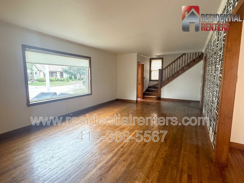 Bay View Charmer, 3BR Home, Finished Rec Room, Fenced Yard & 2-Car Garage! property image