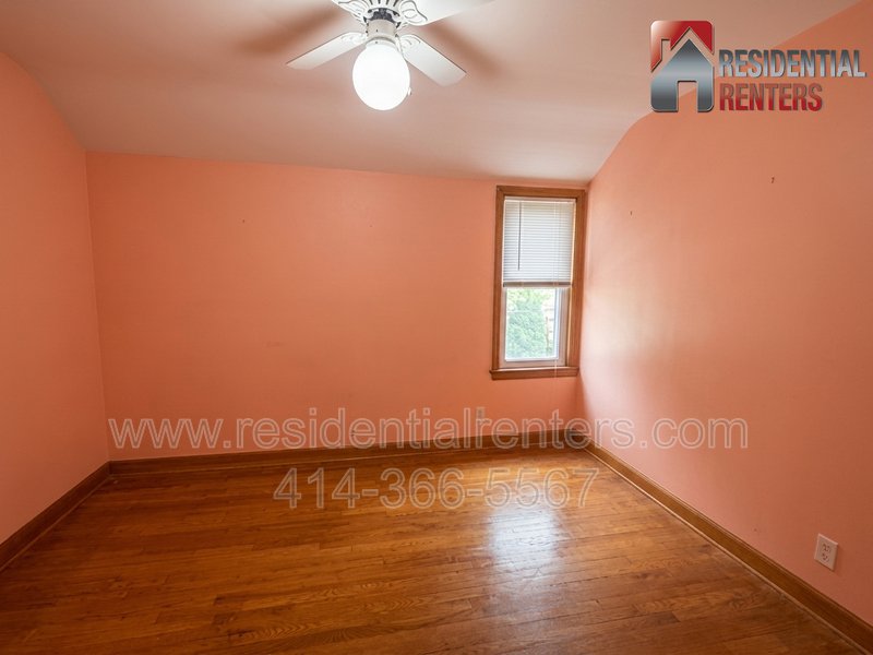 Bay View Charmer, 3BR Home, Finished Rec Room, Fenced Yard & 2-Car Garage! property image