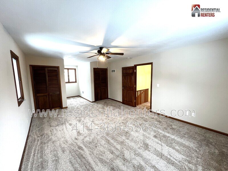Beautifully Remodled Single Family Home, Garage Parking, Finished Basement, 2Baths property image