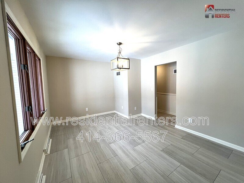 Beautifully Remodled Single Family Home, Garage Parking, Finished Basement, 2Baths property image