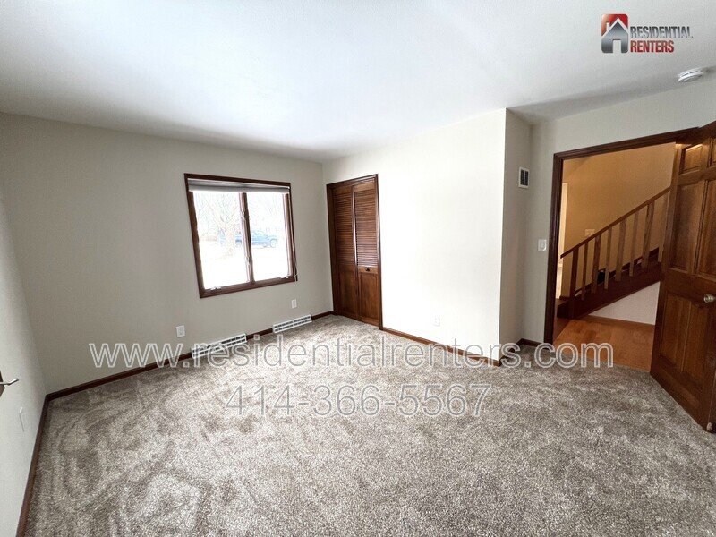 Beautifully Remodled Single Family Home, Garage Parking, Finished Basement, 2Baths property image
