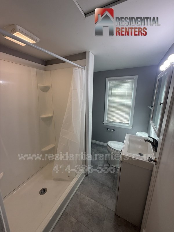 Charming fully updated single family home in Butler featuring a modern kitchen with stainless steel appliances, stylish finishes, and spacious living areas. property image