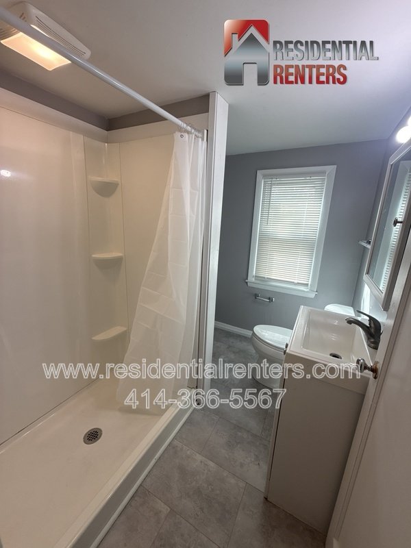 Charming fully updated single family home in Butler featuring a modern kitchen with stainless steel appliances, stylish finishes, and spacious living areas. property image
