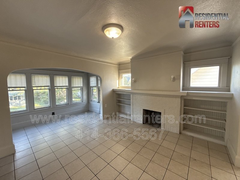 Spacious Upper Floor Duplex, Saint Joseph Neighborhood, Pet Friendly! property image