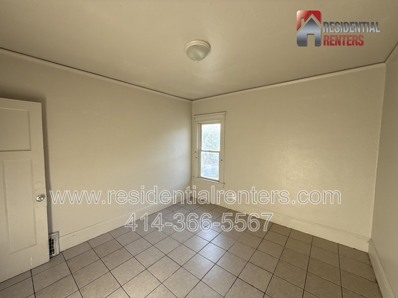 Spacious Upper Floor Duplex, Saint Joseph Neighborhood, Pet Friendly! property image