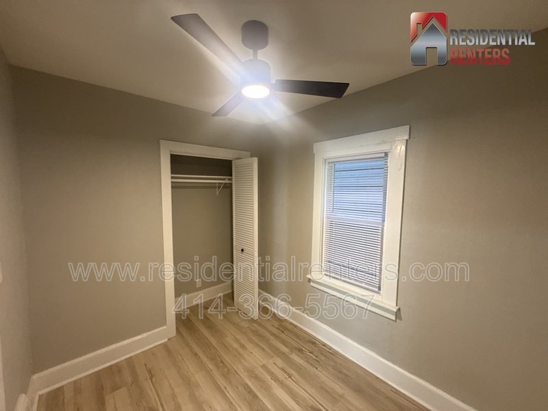 West Allis 1 Bedroom Lower Right, Just Updated, Stainless, Granite, Luxury Plank, Stainless, Granite, Luxury Plank, Pets OK! property image